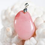Modèle 4 de pendentif en opale rose