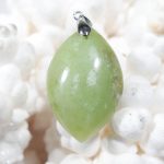 Pendentif en opale verte, modèle 3
