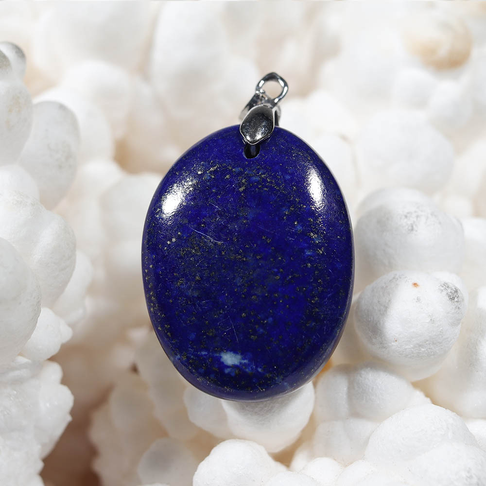 Pendentif en lapis lazuli, modèle 2